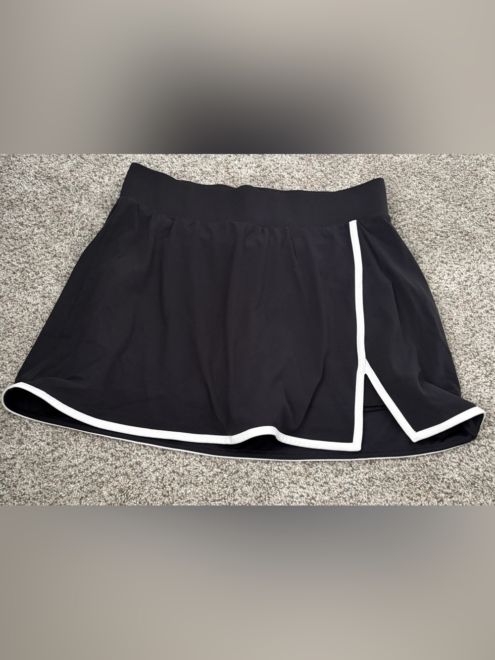 all in motion everyday soft Black Athletic Skort with White Trim size medium
